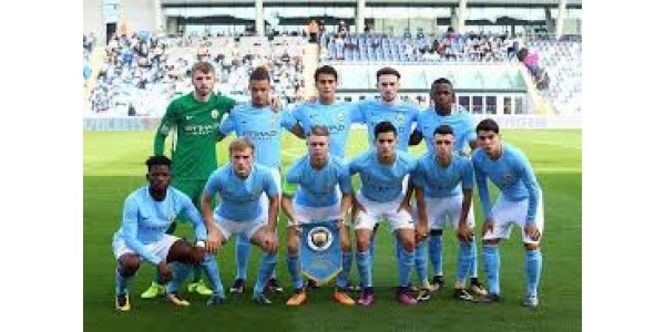 Manchester City vender tilbake til toppen av Premier League